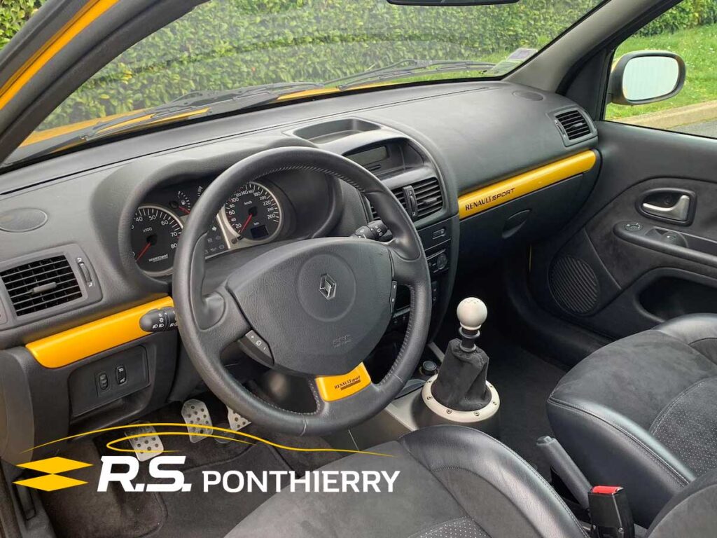 Renault Clio V6 R.S.